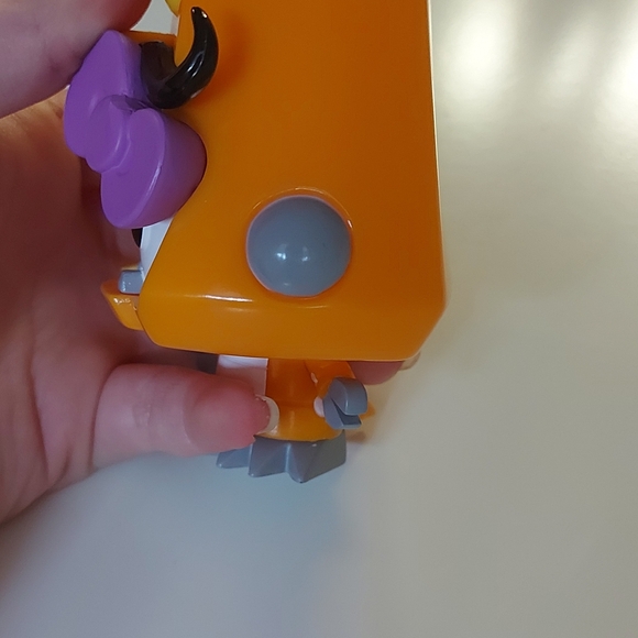 Hello kitty funko space - Picture 3 of 7